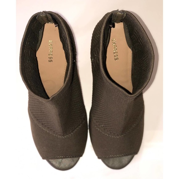 Express Open Toe Olive Green Sock Ankle Bootie Heels Size- 7 - Picture 4 of 9